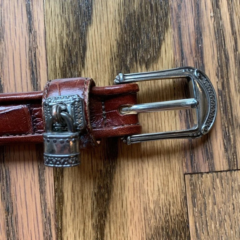 Brighton sz L brown leather crocodile print belt with lock accessory